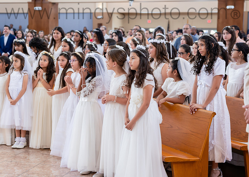 Mindy's Photography | First Communion GSCC May 17